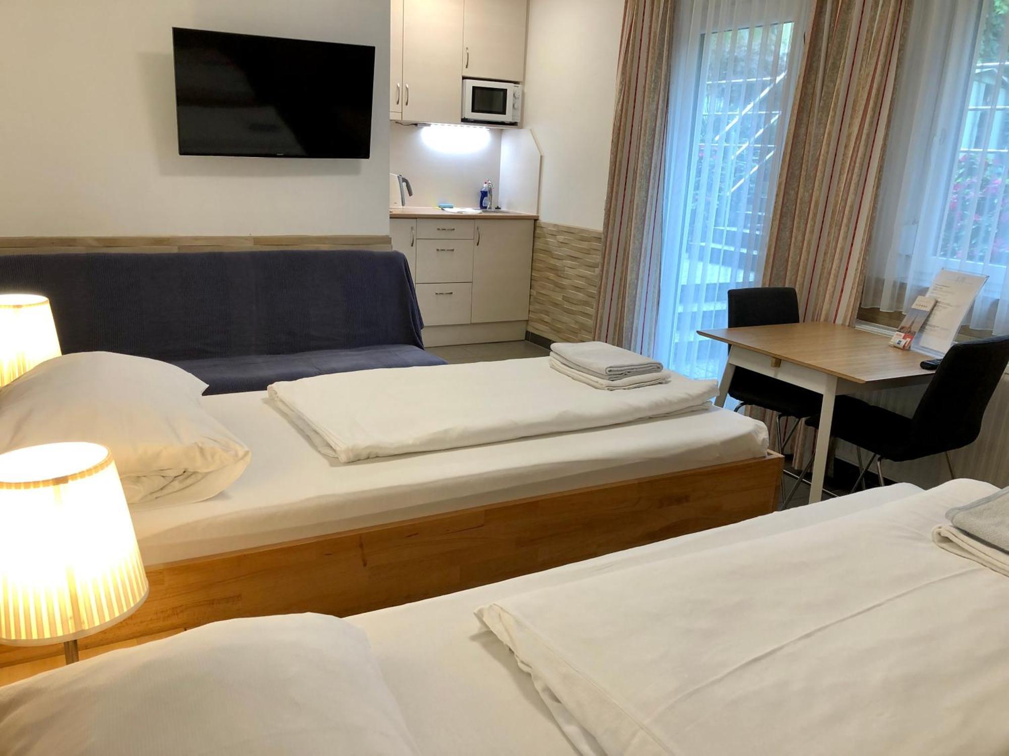Ajo Vienna Terrace - Contactless Check-In Apartment Bagian luar foto