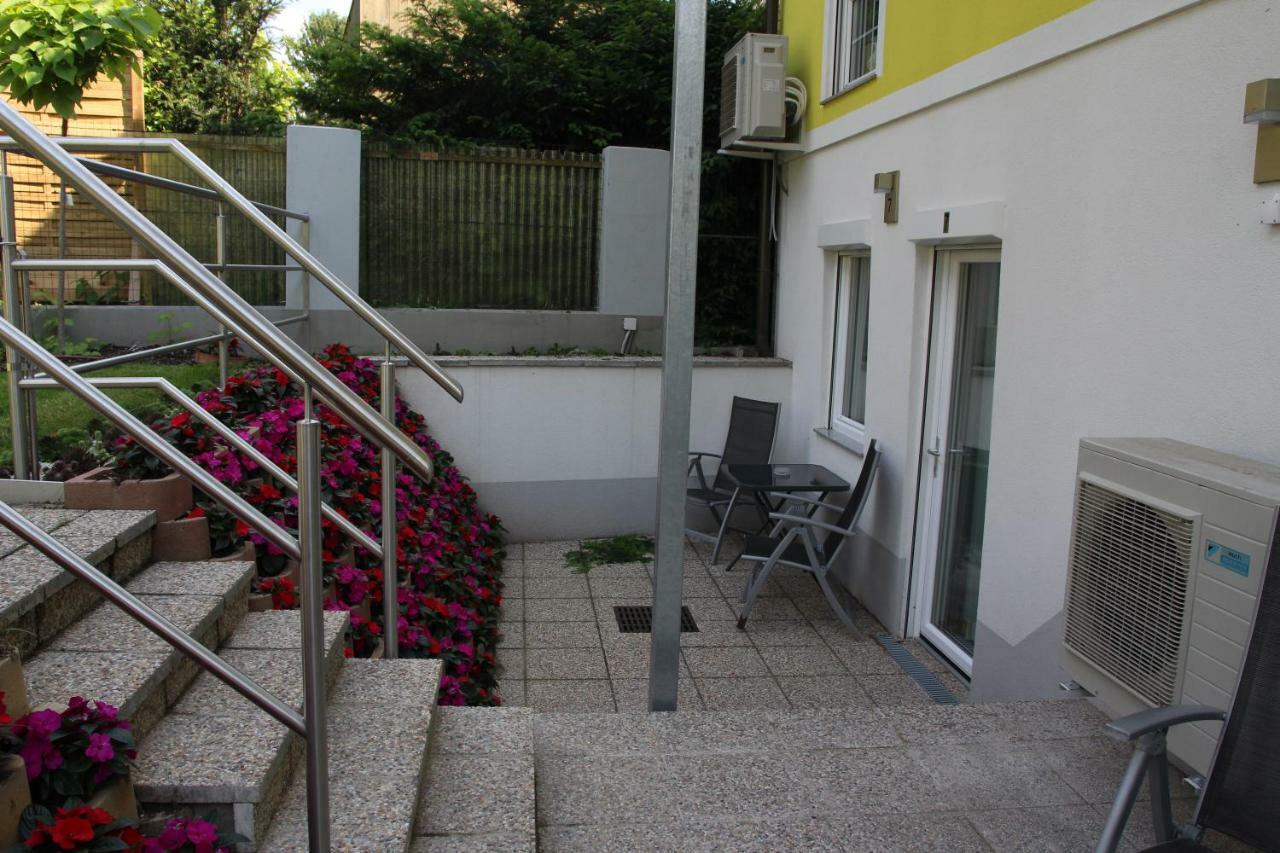 Ajo Garden Terrace Studio Apartments - Self-Check-In Wina Bagian luar foto